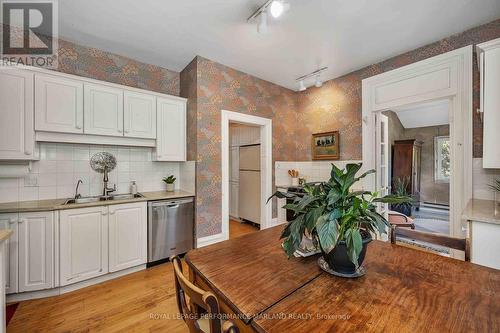 35 Wilton Crescent, Ottawa, ON 