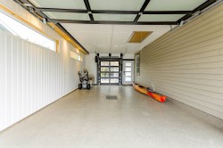 Garage - 