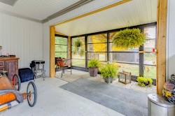 Garage - 