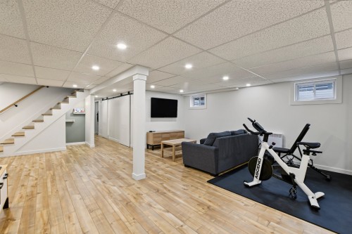 Salle familiale - 56 Rue Forest, Saint-Jacques, QC 