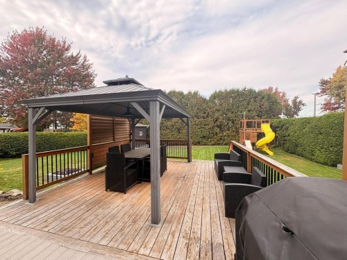 Balcon - 56 Rue Forest, Saint-Jacques, QC 