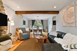 Salon - 