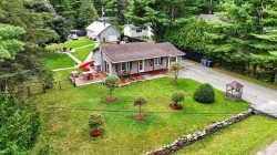 397 Rue des Bourdons  Saint-Colomban, QC J5K 1H8