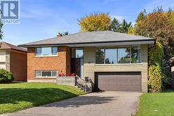 36 SUTCLIFFE DRIVE  Toronto, ON M2K 2A6