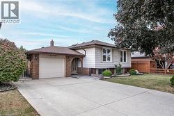 21 GREEN FOREST Drive  Stoney Creek, ON L8G 3A9