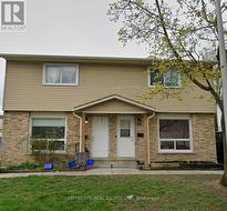26 - 20 MAYFIELD AVENUE  Waterloo, ON N2J 4M5