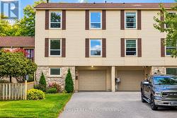 8 - 12 MCMASTER CRESCENT  London South (South M), ON N6K 1N4