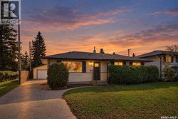 1510 Isabella STREET E  Saskatoon, SK S7J 0B9