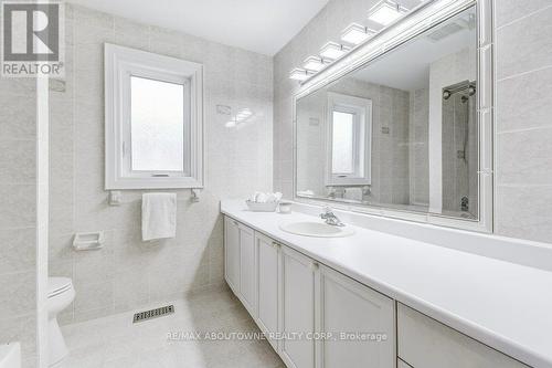 2080 Mckerlie Crescent, Burlington, ON 