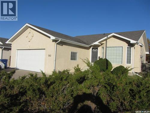 562 Blackburn Crescent, Saskatoon, SK 