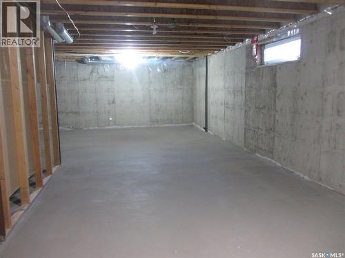 562 Blackburn Crescent, Saskatoon, SK 