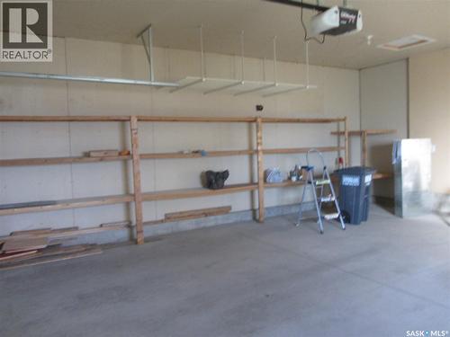 562 Blackburn Crescent, Saskatoon, SK 