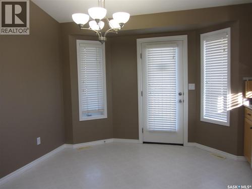 562 Blackburn Crescent, Saskatoon, SK 