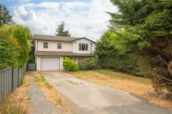 640 Railway Ave Nanaimo, BC V9R 4K9
