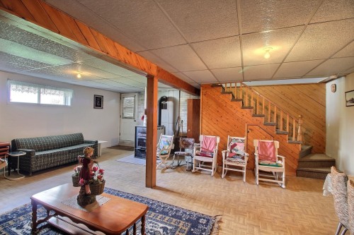 Salle familiale - 458 Rue Principale (St-Évarist), Courcelles/Saint-Évariste, QC 