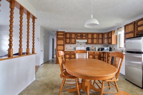 Salle à manger - 458 Rue Principale (St-Évarist), Courcelles/Saint-Évariste, QC 