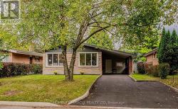 10 GREENWOOD AVENUE  Cambridge, ON N1R 2Y4