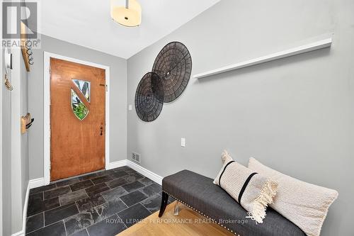 140 Begonia Avenue, Ottawa, ON 