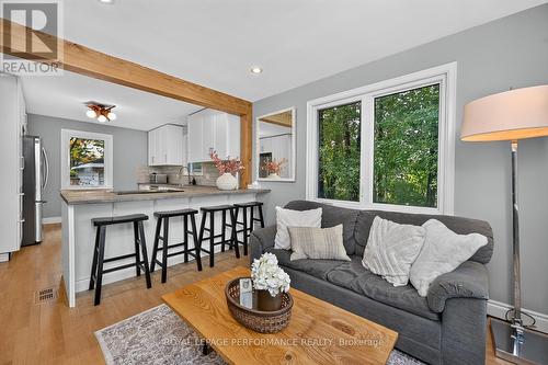 140 Begonia Avenue, Ottawa, ON 
