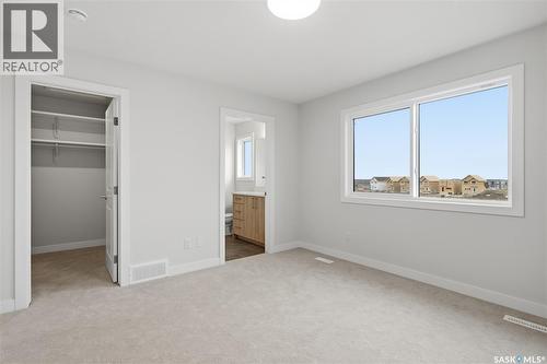 273 Mark Bend, Saskatoon, SK 