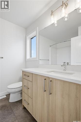 273 Mark Bend, Saskatoon, SK 