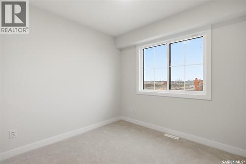 273 Mark Bend, Saskatoon, SK 