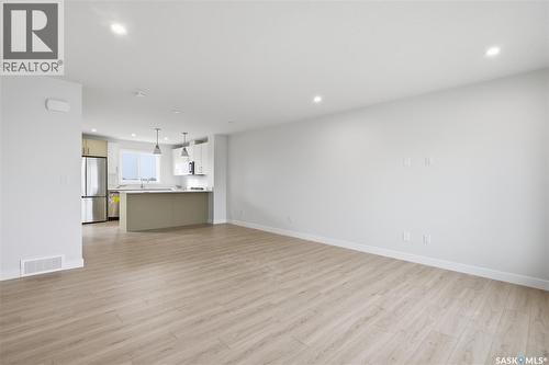 263 Mark Bend, Saskatoon, SK 
