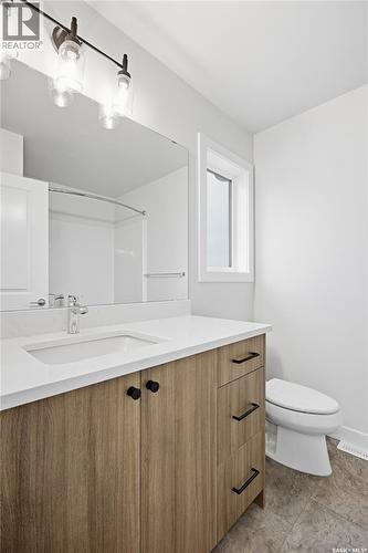 279 Mark Bend, Saskatoon, SK 