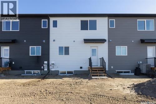 279 Mark Bend, Saskatoon, SK 