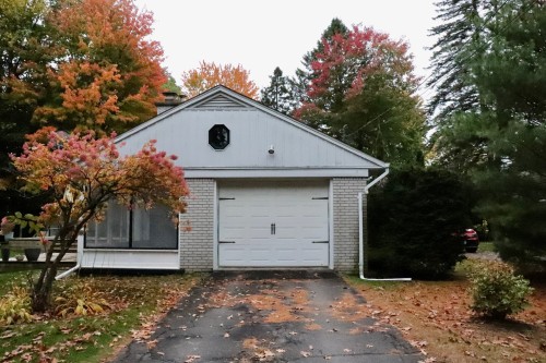 Garage - 95 Rue Maple, Hudson, QC 
