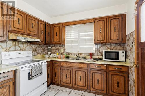 128 Hadeland Avenue, Hamilton, ON 