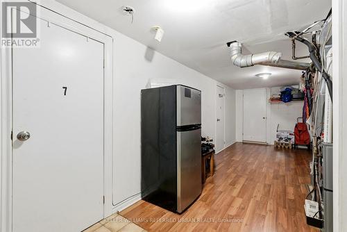 128 Hadeland Avenue, Hamilton, ON 