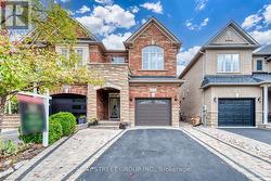 2455 FELHABER CRESCENT  Oakville, ON L6H 7N8