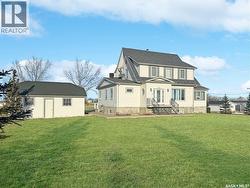 316 Railway AVENUE  Webb, SK S9H 2X0