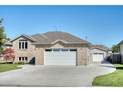 879 WESTWOOD  Lakeshore, ON N8L 1E9