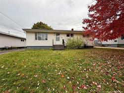 34 Hedgewood DR  Moncton, NB E1E 2W3