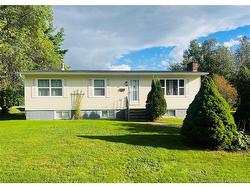 38 Lieff ST  Miramichi, NB E1N 3G2