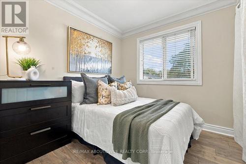 340 Duncombe Drive, Burlington, ON 