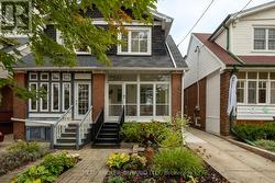 550 MILVERTON BOULEVARD  Toronto, ON M4C 1X5