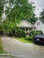 375 HOUNSLOW AVENUE  Toronto, ON M2R 1H7