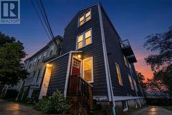 1 2093 Creighton Street  Halifax, NS B3K 3R5
