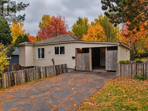 45 Mckinnon Street  Greater Sudbury, ON P3B 3J3