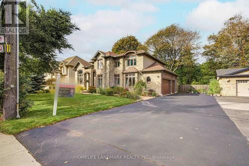 668 Garth Street, Hamilton, ON 