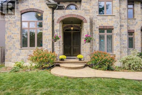 668 Garth Street, Hamilton, ON 