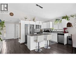 690 Muir Road  Kelowna, BC V1Z 3W2