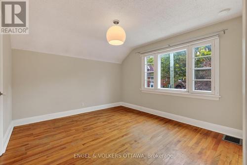 139 Renfrew Avenue, Ottawa, ON 