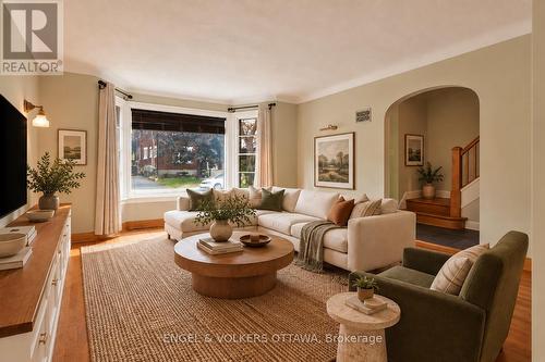 Photo has been virtually staged. - 139 Renfrew Avenue, Ottawa, ON 