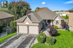11 BRAND COURT  Ajax, ON L1Z 1E7