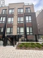 19 - 235 MCLEVIN AVENUE Toronto, ON M1B 1E7