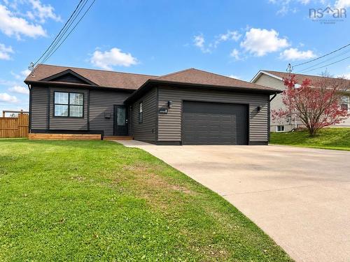6 Paradise Avenue  Amherst, NS B4H 4W8